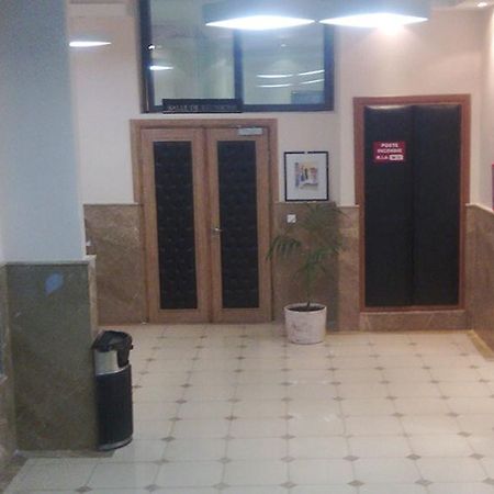 Cristal Hotel Bejaia Bagian luar foto