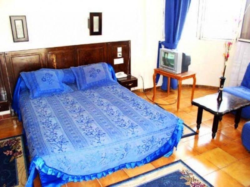 Cristal Hotel Bejaia Bagian luar foto